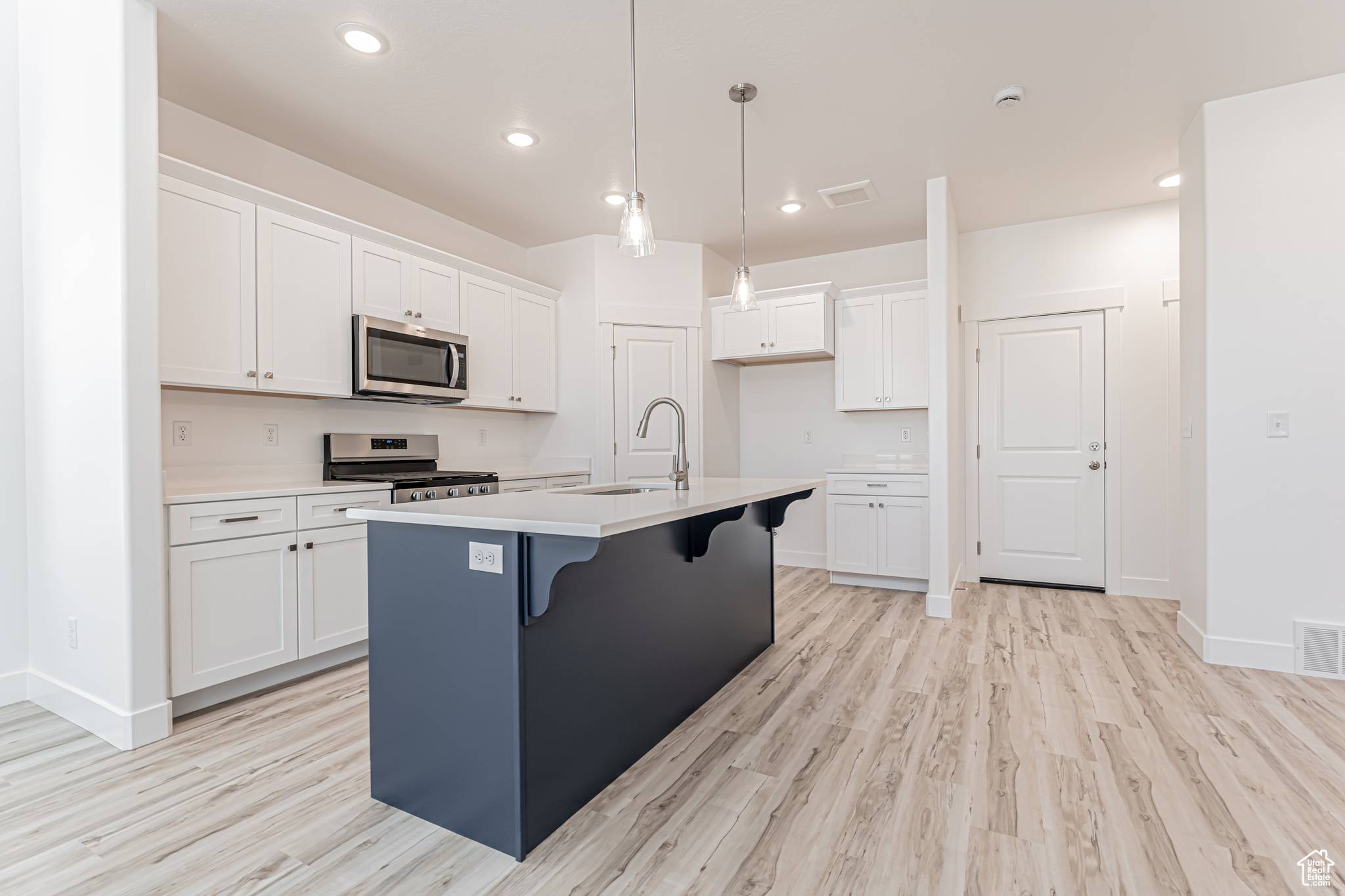 Saratoga Springs, UT 84045,888 N PORTMAN WAY #563
