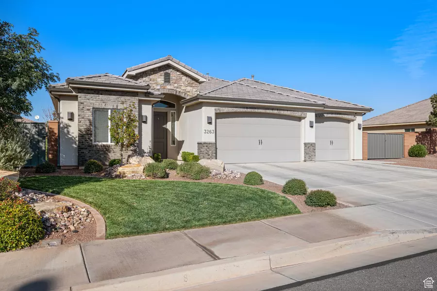 3263 E CRIMSON DR, St. George, UT 84790