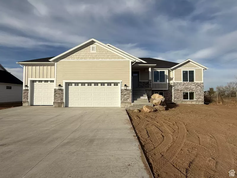 4365 S 5400 W, Hooper, UT 84315