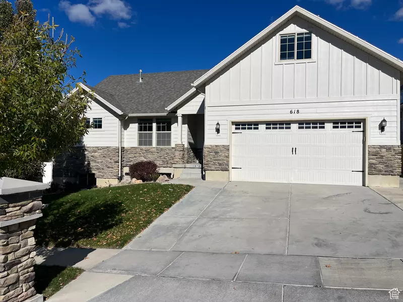 618 W REGENT GARDEN LN S, Bluffdale, UT 84065