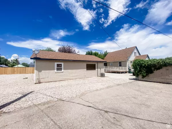 Vernal, UT 84078,55 N 400 W