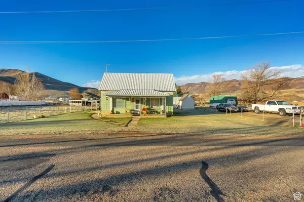 Henefer, UT 84033,285 N 100 W