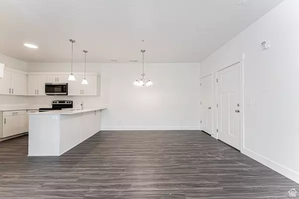 Riverton, UT 84096,13688 S HANLEY LN #JJ204