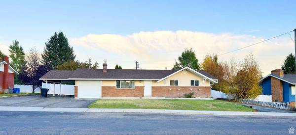 341 S 3RD W, Soda Springs, ID 83276