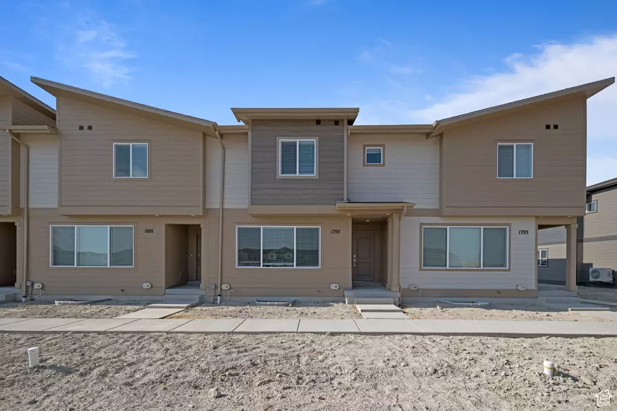 2087 E SAND HOLLOW DR N #3210, Eagle Mountain, UT 84005