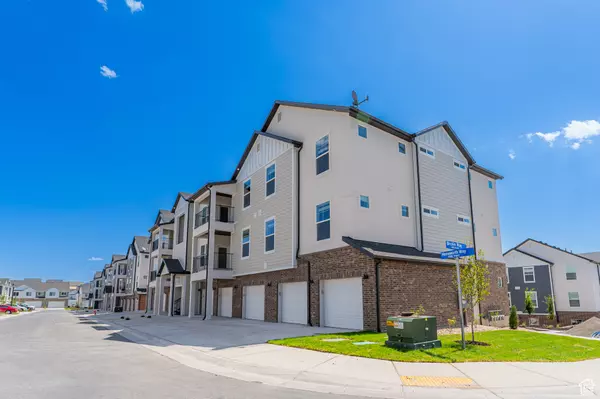 874 N HEMSWORTH WAY #R101, Saratoga Springs, UT 84045