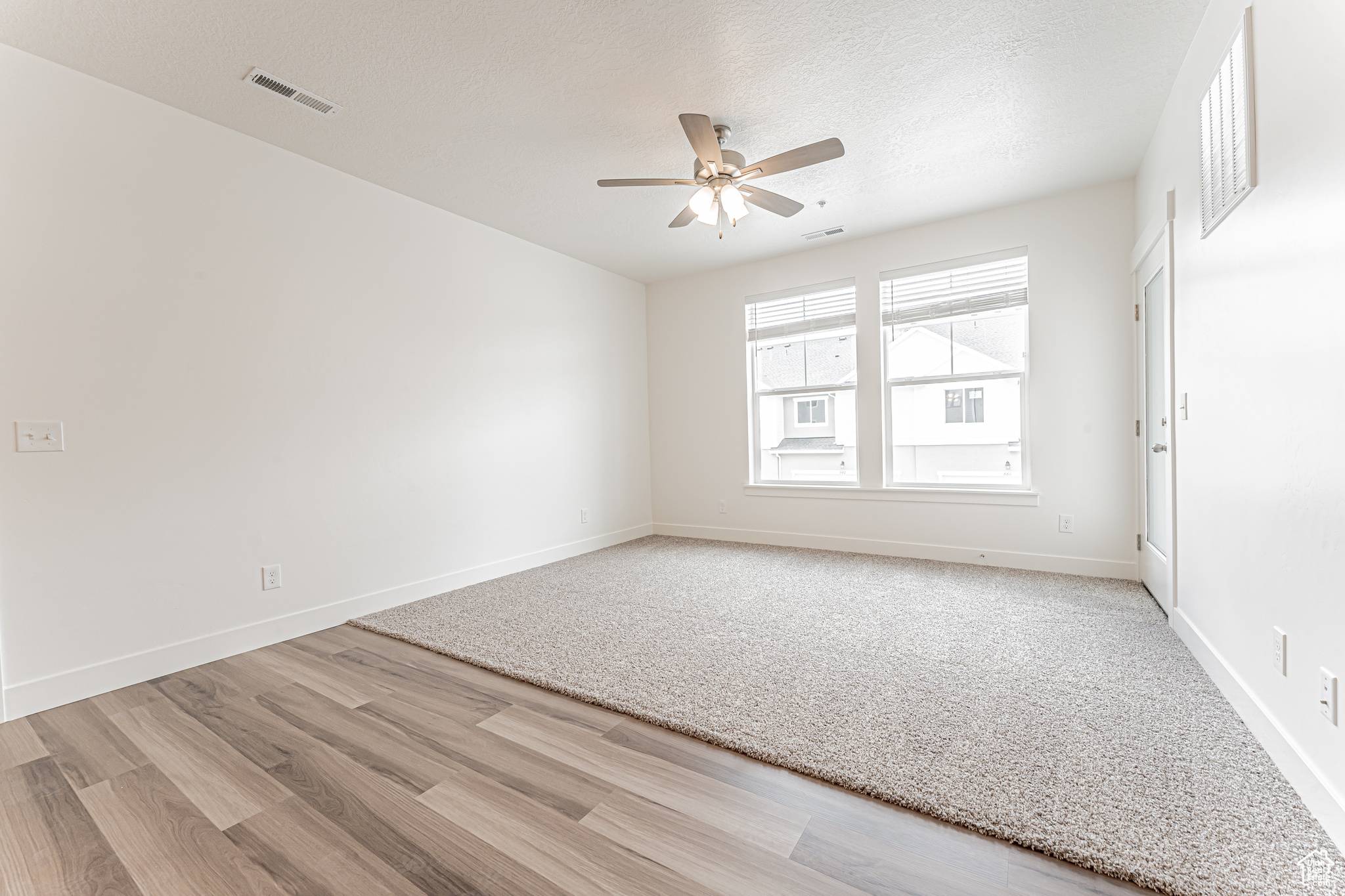Saratoga Springs, UT 84045,874 N HEMSWORTH WAY #R204