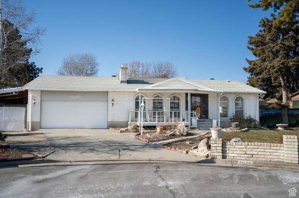 6840 S FRANKLIN CIR, West Jordan, UT 84084