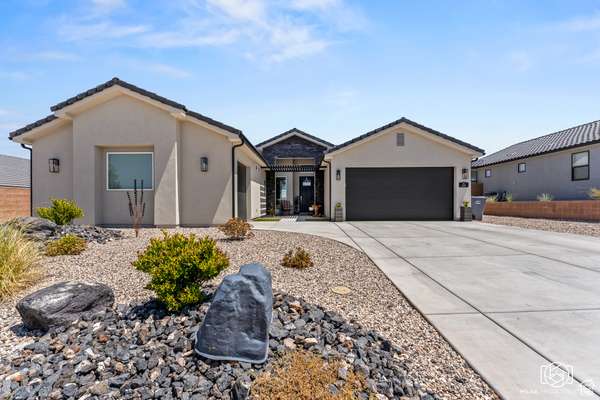 425 S CECITA WAY, St. George, UT 84770