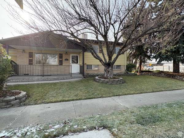 6225 W 3500 S, West Valley City, UT 84128