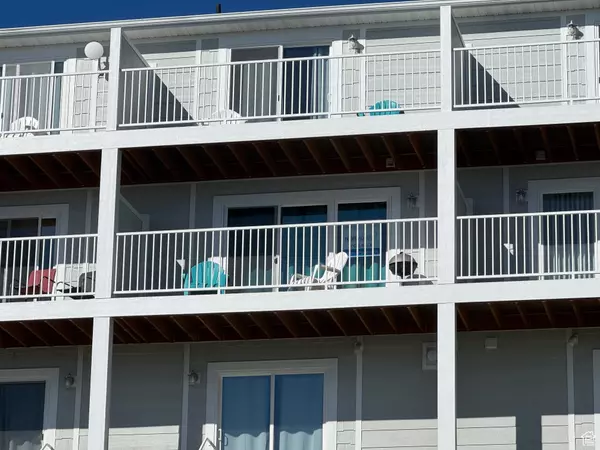 Garden City, UT 84028,890 N NEWBERG PL #3