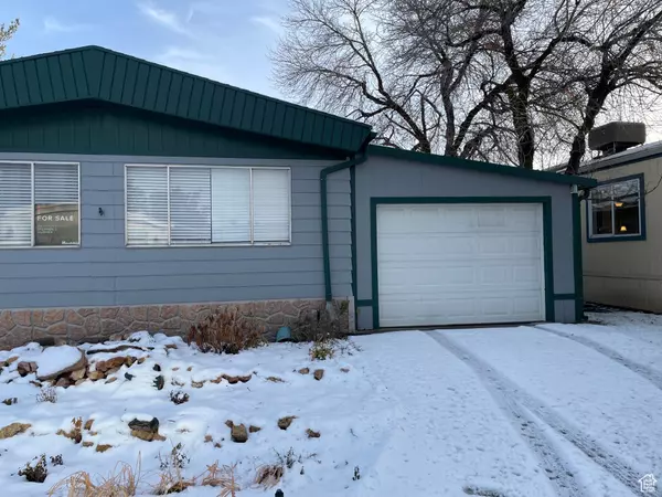 Farr West, UT 84404,1111 N 2000 W #29