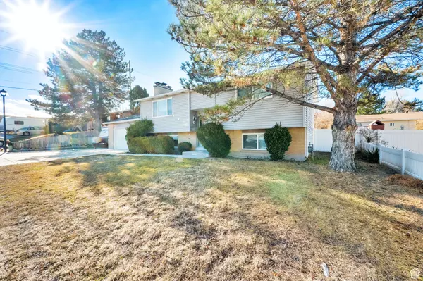 Taylorsville, UT 84129,5370 S SKEESWOOD CIR W