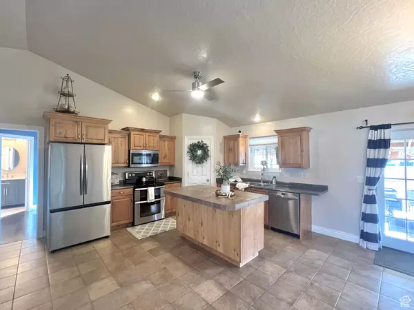 Vernal, UT 84078,1405 W 250 S