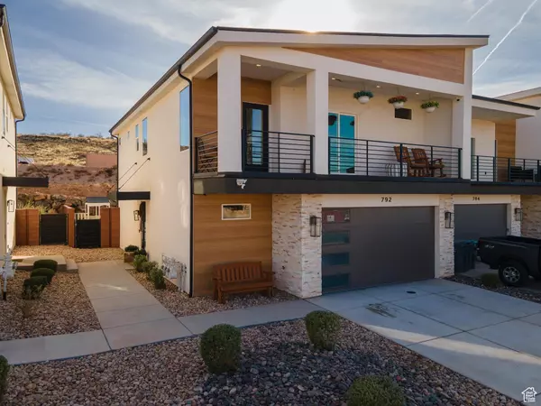 792 E DESERT CACTUS E, Washington, UT 84780