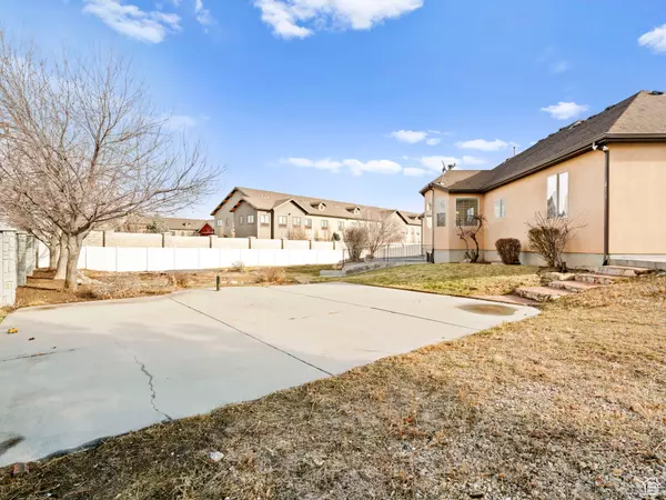 South Jordan, UT 84095,3362 W CACHE CIR