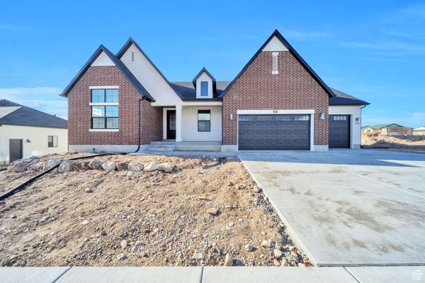 7926 S RED BARON LN W, West Jordan, UT 84081