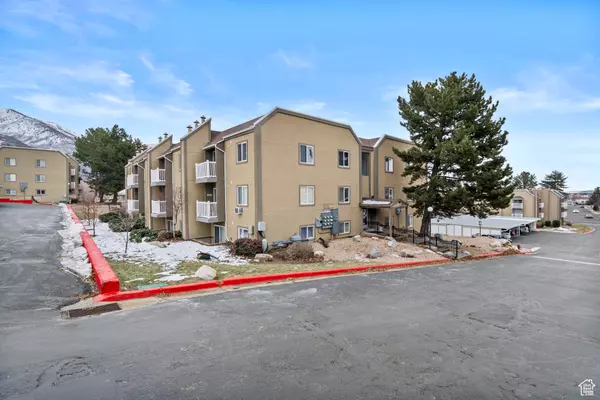 South Ogden, UT 84403,5630 S MEADOW LN ##176