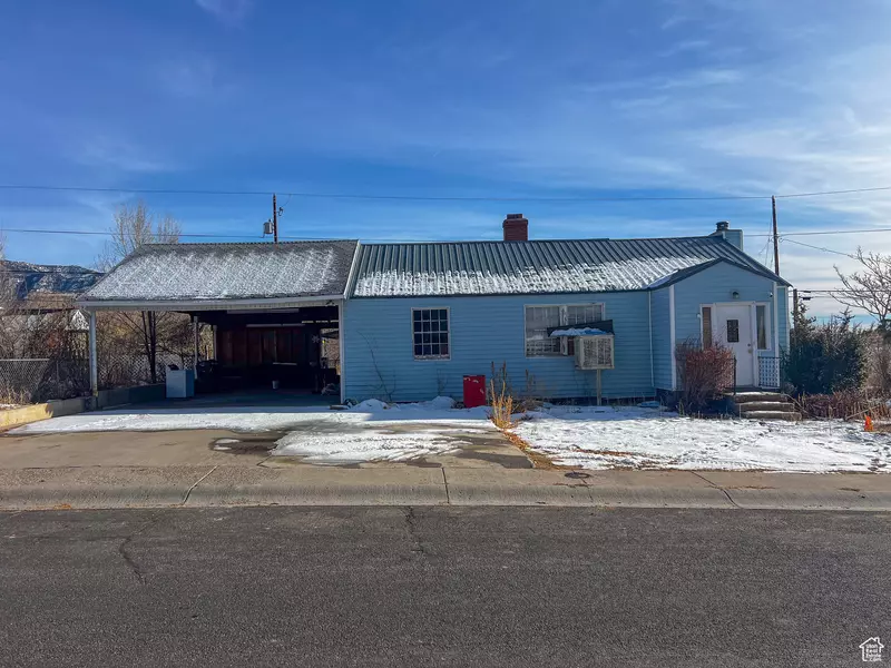 150 GRASSY DR, East Carbon, UT 84520