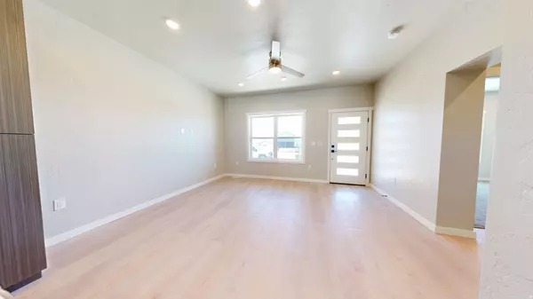 Price, UT 84501,1843 E 840 N #86