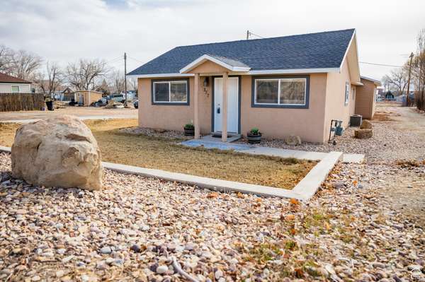 377 W 200 N, Roosevelt, UT 84066