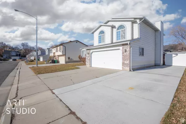 Murray, UT 84123,1250 W SPRINGSHIRE LN