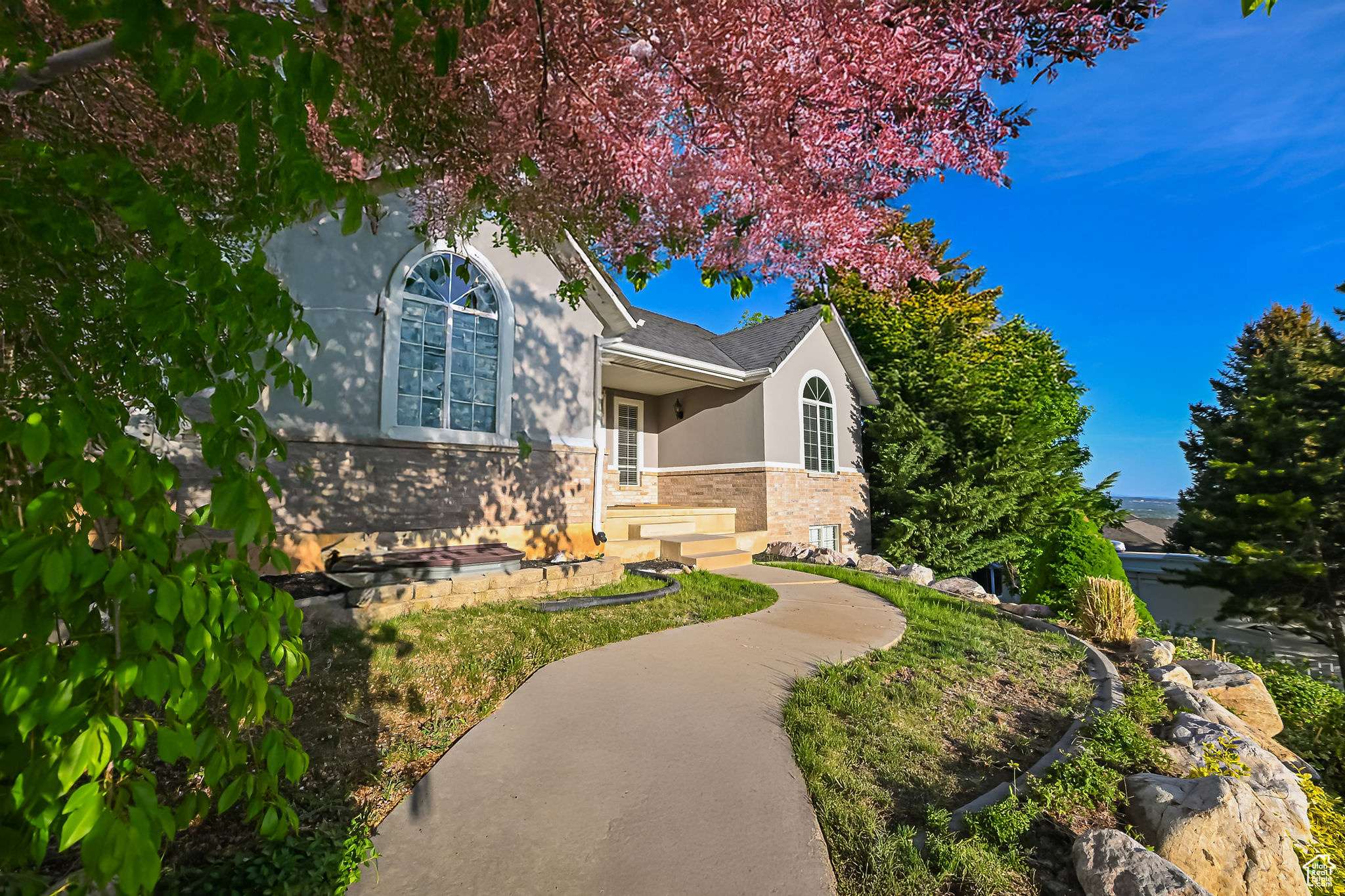 North Ogden, UT 84414,3568 N 500 E