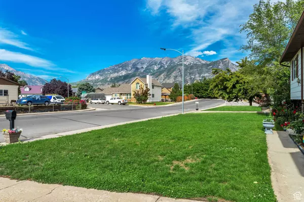 Provo, UT 84604,819 W 2300 N