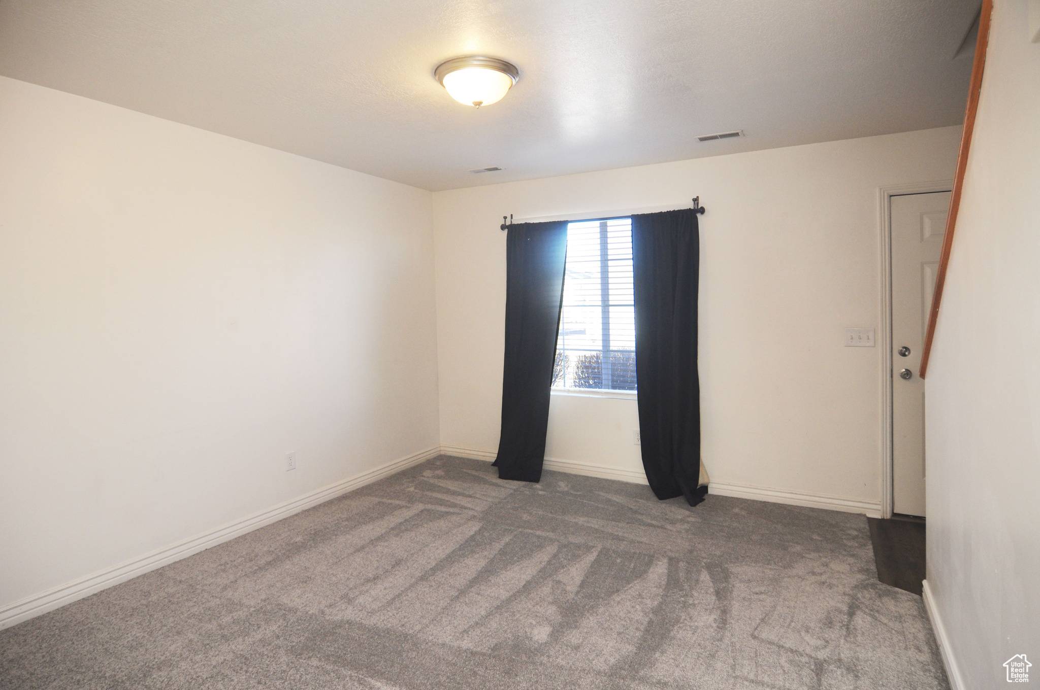 Harrisville, UT 84414,386 W 1925 N