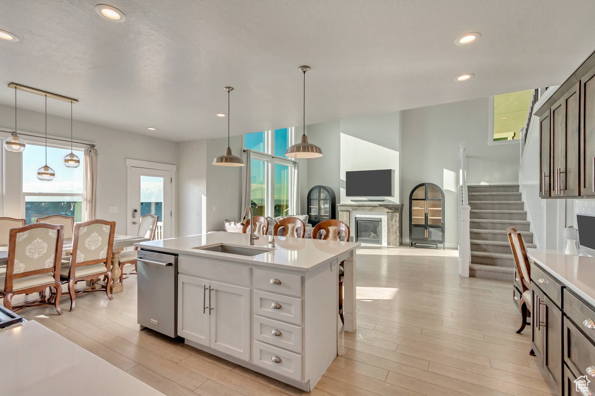 Lehi, UT 84043,835 W SPRING DEW LN