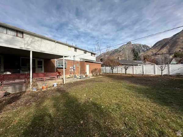 Provo, UT 84604,1032 FIR AVE