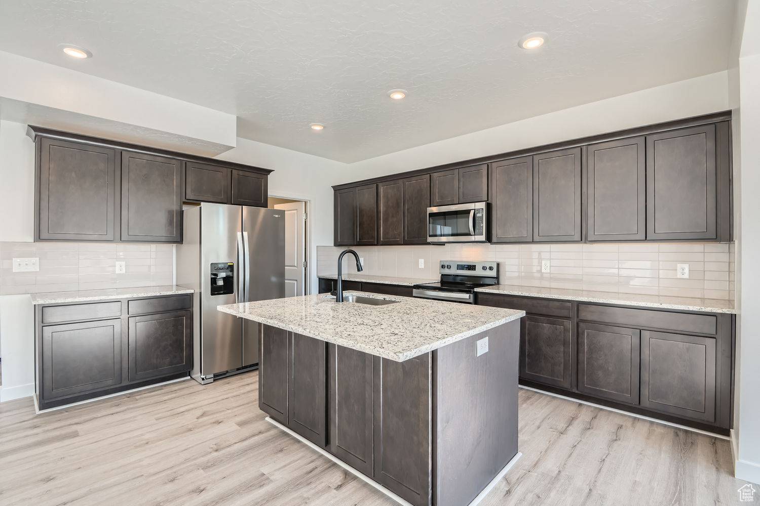 North Ogden, UT 84414,237 E MONTGOMERY LN