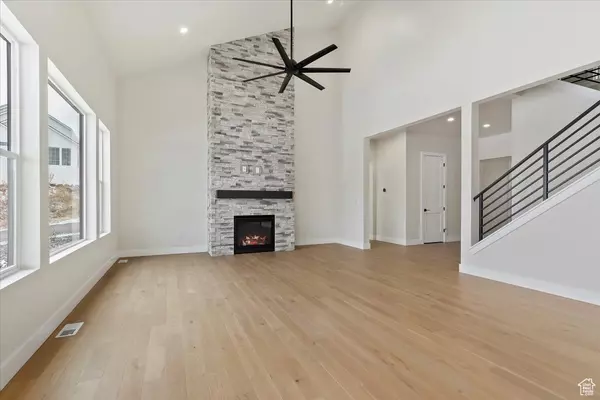 Herriman, UT 84096,7177 W BLUE BISON LN
