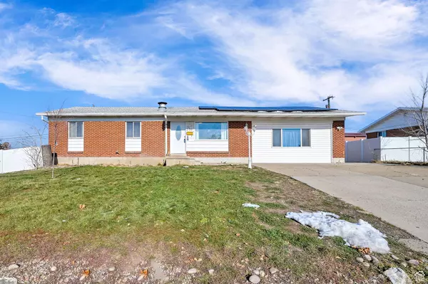 236 W 870 N, Sunset, UT 84015