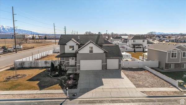 1213 W 1100 N, Farr West, UT 84404