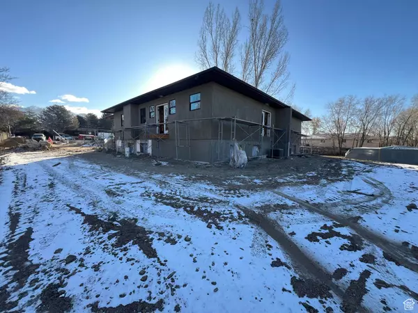 Midvale, UT 84047,7230 S 525 E