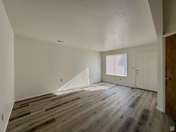 Salt Lake City, UT 84106,2942 S 700 E #8