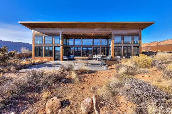 Moab, UT 84532,171 E MT PEALE DR