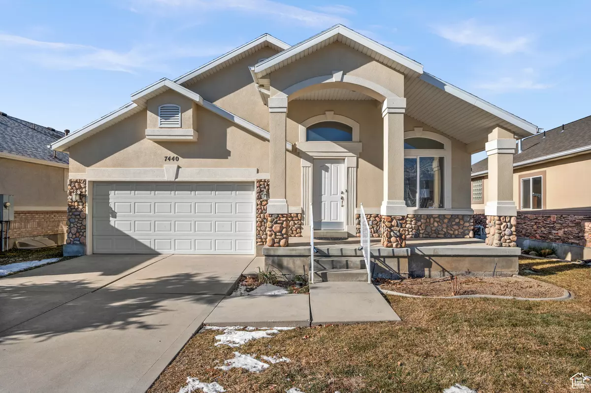 Midvale, UT 84047,7440 S GREEN BERRY CT