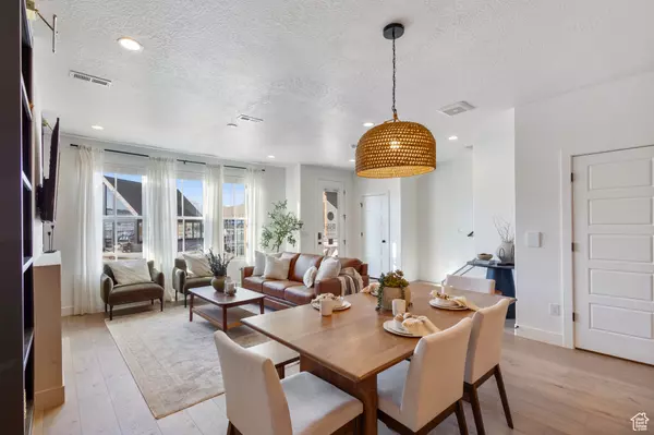 West Jordan, UT 84081,6972 W TERRAINE RD S #139