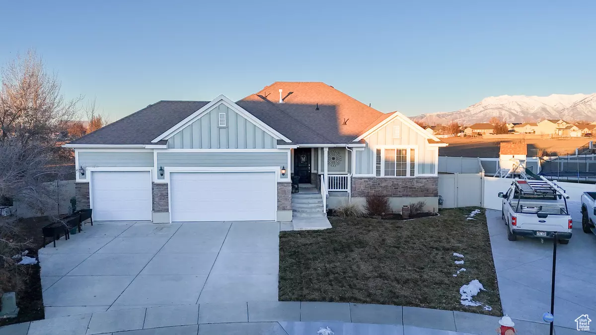 Syracuse, UT 84075,1061 S 1875 W