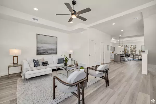South Ogden, UT 84405,4004 S BURCH CREEK WAY