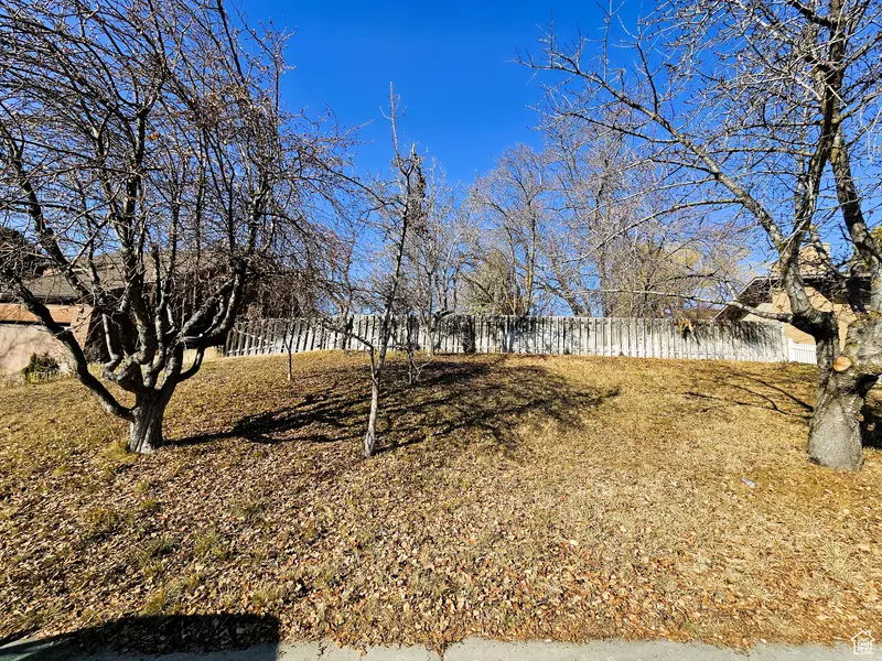 447 E 2100 N, Provo, UT 84604