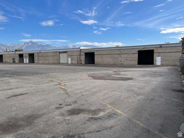 3975 S HOWICK ST, Millcreek, UT 84107