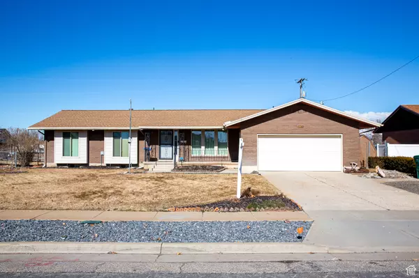 2148 W 4300 S, Roy, UT 84067