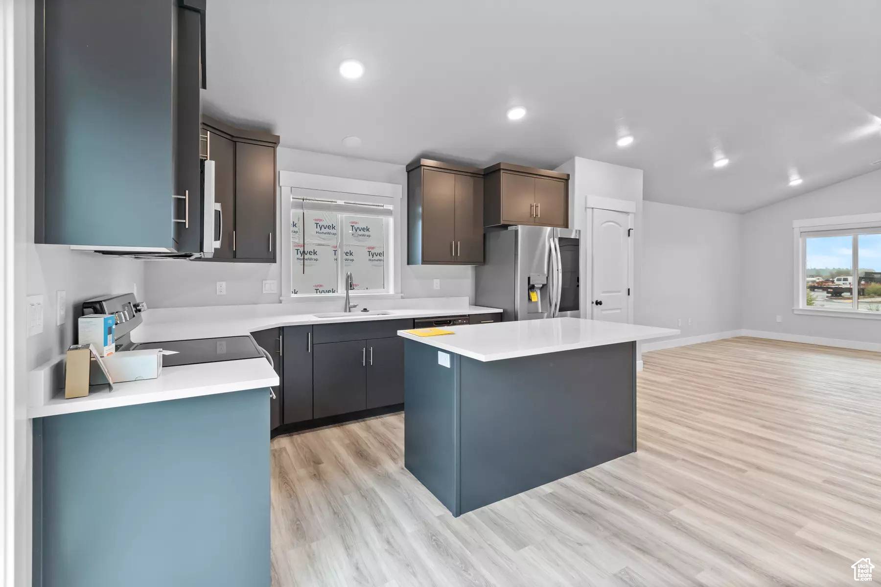 Tremonton, UT 84337,842 N 930 W #50