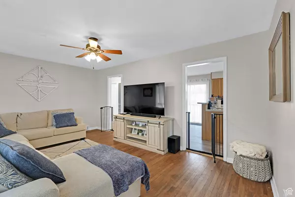 Washington Terrace, UT 84405,4868 S RIDGELINE DR