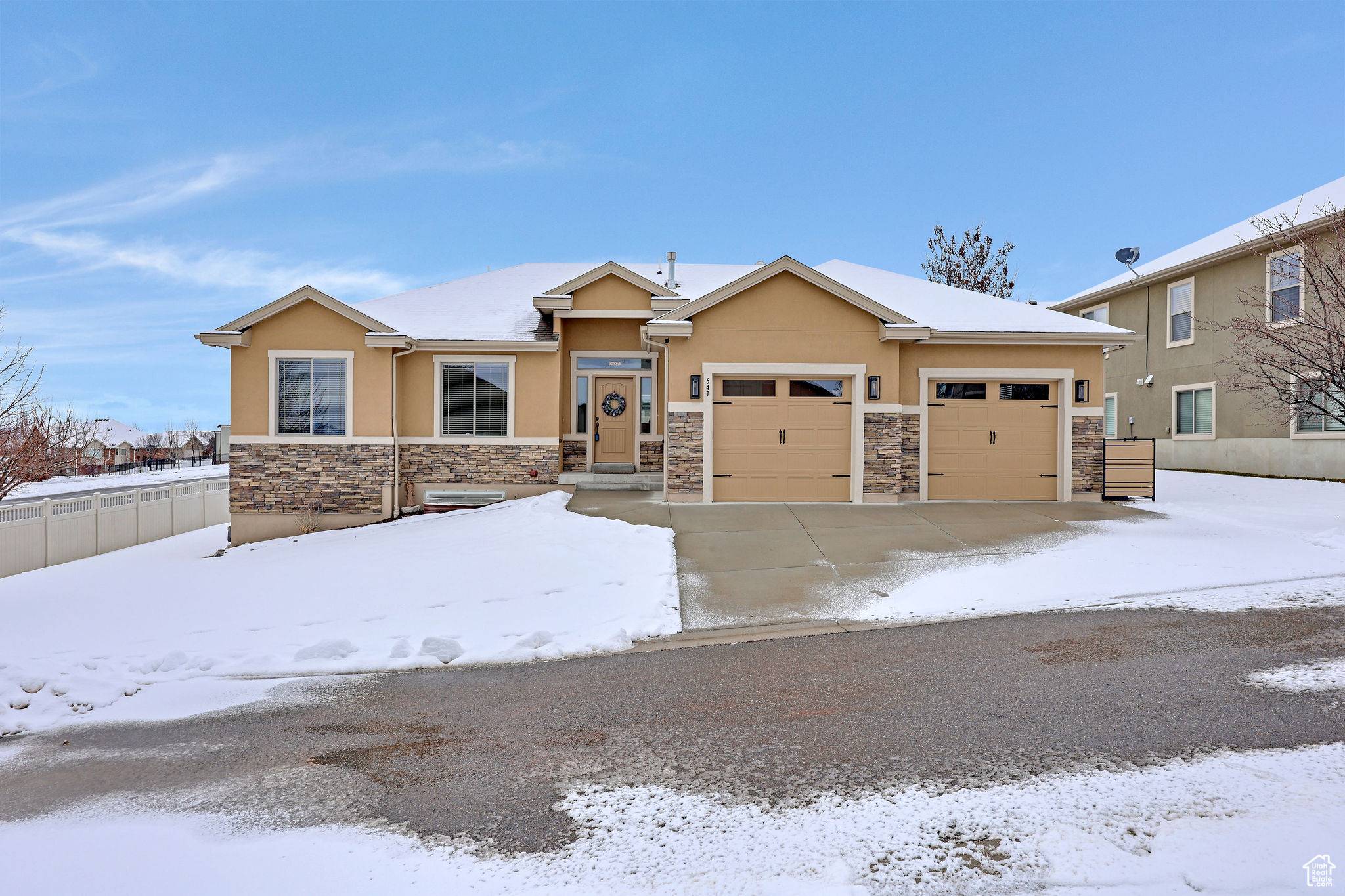 541 S CARDON DR, Smithfield, UT 84335