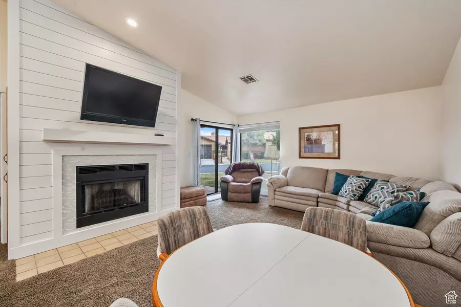 677 N RIDGE RIM WAY #20, St. George, UT 84770