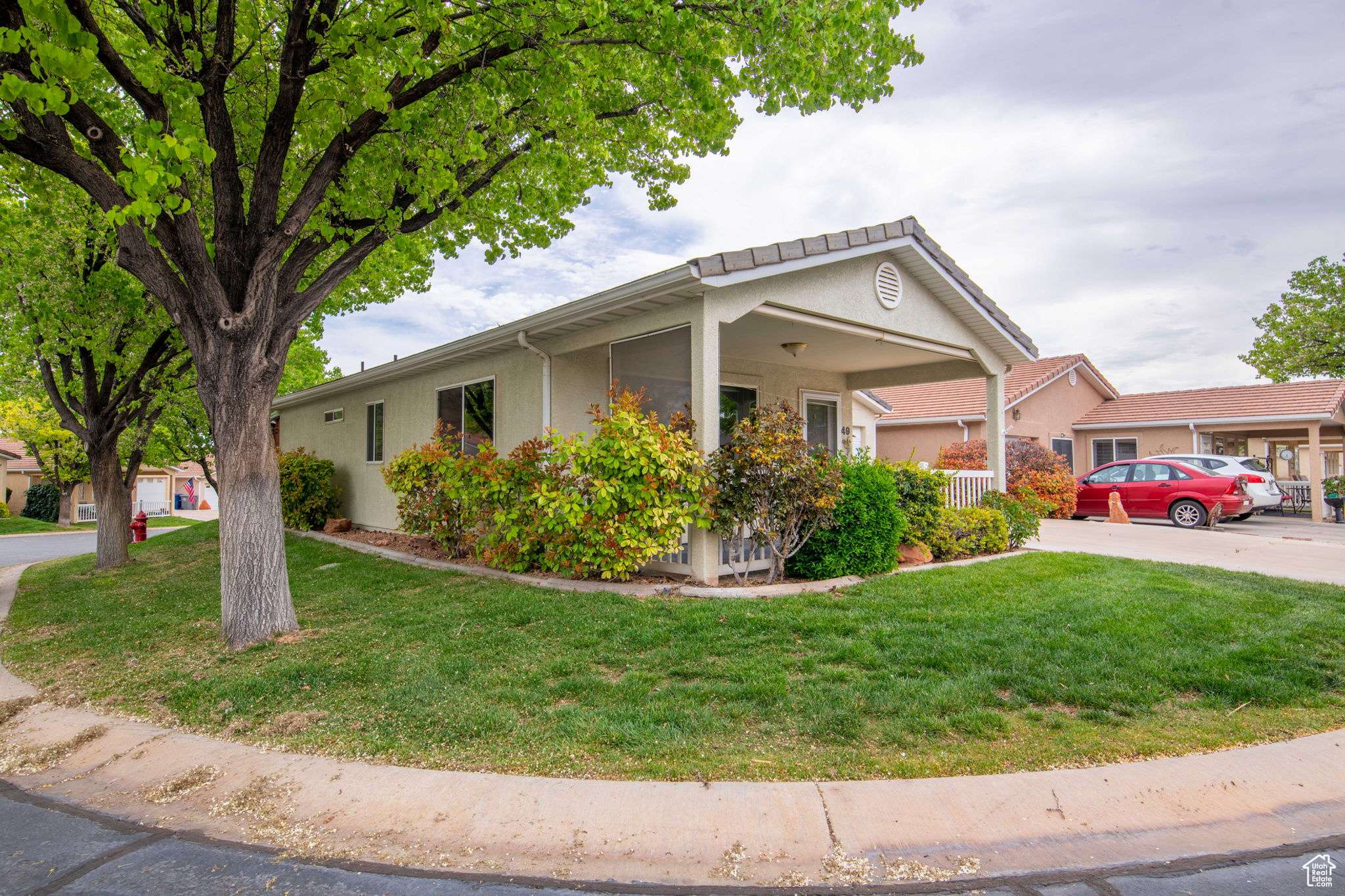 1050 W RED HILLS PKWY #49, Washington, UT 84780